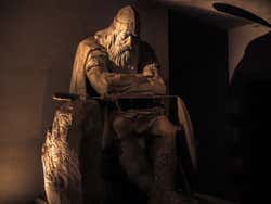 Escultura del héroe Holger
